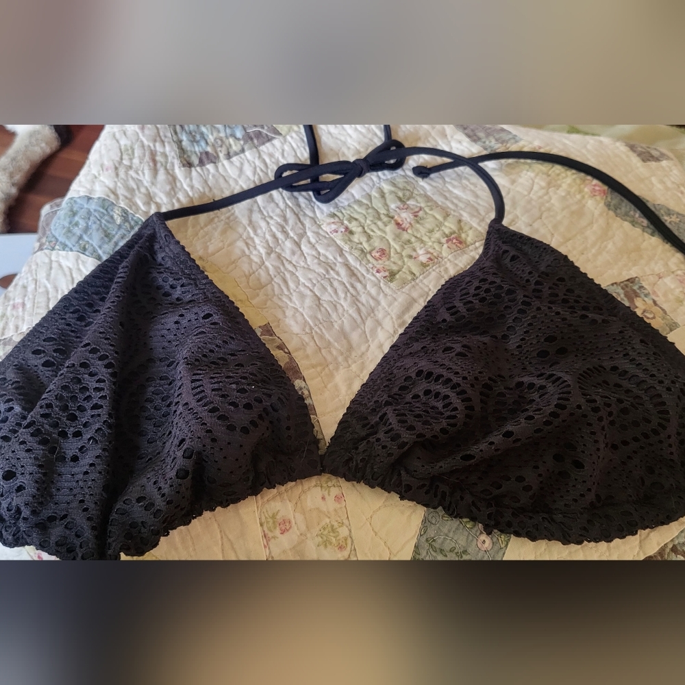 No Boundaries black eyelet lace bikini top and bottom